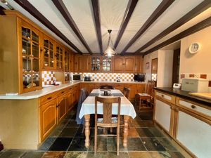 Photo 16- click for photo gallery